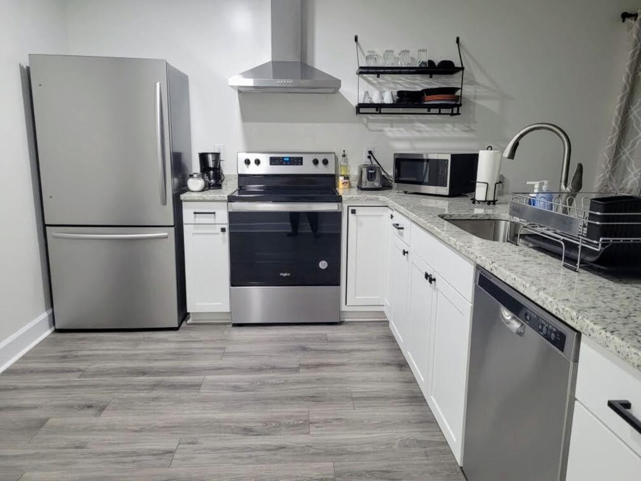 Holiday home Renovated 2 Bed Walltown Walk To Duke! B